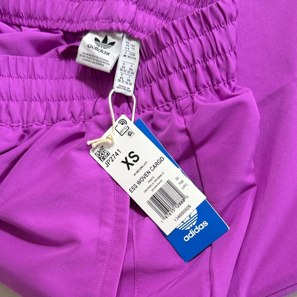 Adidas Purple Athletic Cargo Outdoor Workout Windbreaker Pants XS New With Tags - Picture 16 of 16